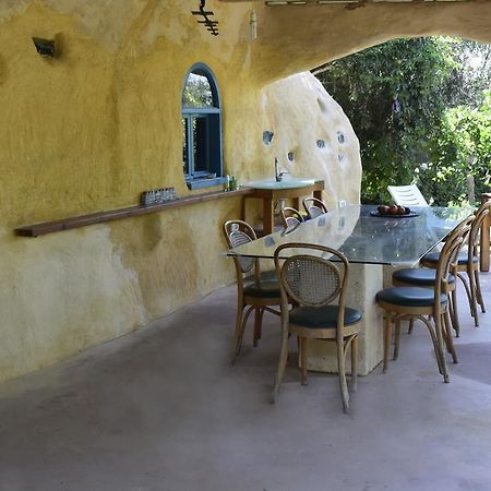 Bed and Breakfast Dutch Farm Israel Sede Zevi Экстерьер фото